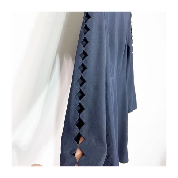 Club Monaco Women's Black Long Sleeve With Geometric Cutout  Sheath Dress Size 6 - Picture 7 of 7